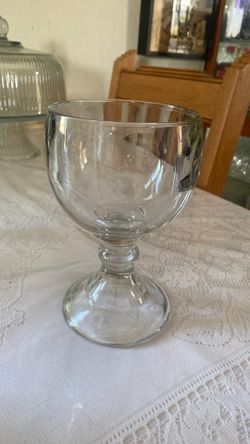 8 Large margarita /cocktail glasses