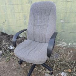 Free Desk Chair