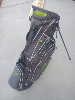Golf Bag - Thick Shoulder Strap - But in Stand