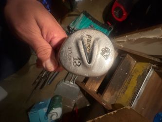 Golf clubs its a mix of them there  13 of them really dont know about them letting them go for 25 bucks