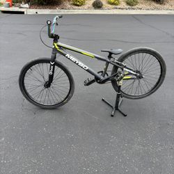 24in Meybo Clipper Cruiser Bmx