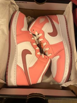 Jordan 1 Mid Valentine's Day GS