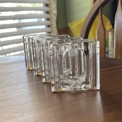 ***NIB ** VINTAGE*** US Acrylic Clear Salt & Pepper Napkin Rings Set of 4 - 1993