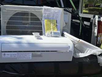 Della Mini Split 12000 BTU