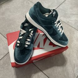 Atomic Teal Dunks 9.5 Women’s 