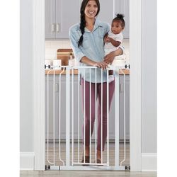 Baby Gate for Doorways & Bottom of Stairs