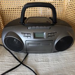 Radio Boombox Almost New