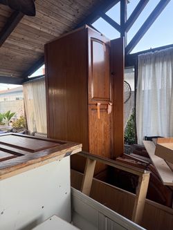 Kitchen cabinets