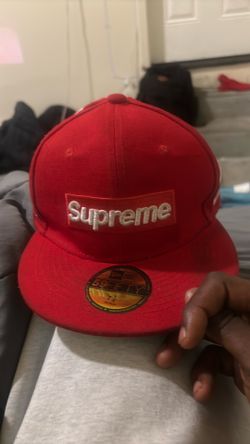 Supreme fitted cap size 7 1/8