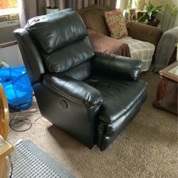NEW Recliner