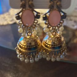 Ladies, Earrings Brand New