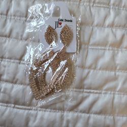 Bonitos Aretes