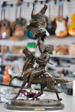 FREDERICK REMINGTON BUFFALO SIGNAL BRONZE 36 inches