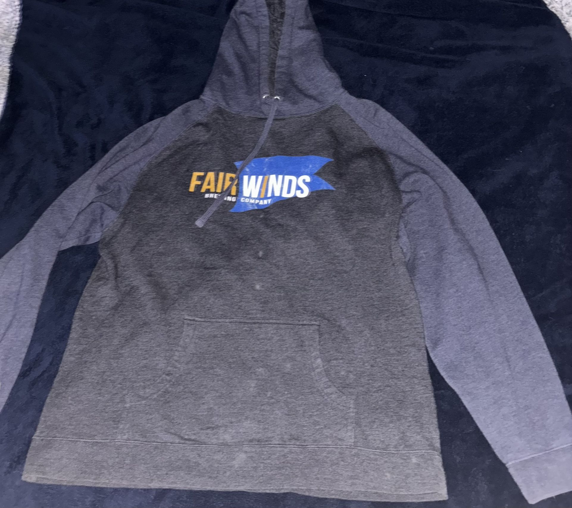 Fair Winds Brewery (Lorton, Va) Sweatshirt  (Large)