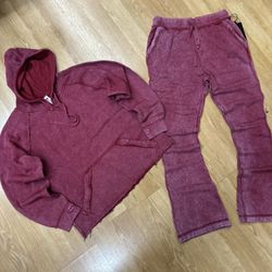 New Stacked Sweatsuit XL