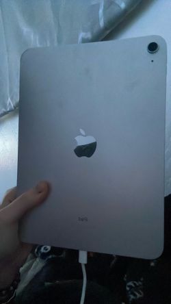 iPad 10th gen