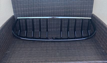 2018 2019 2020 2021 2022 2023 2024 Maserati Ghibli Front Grille OEM 670097576