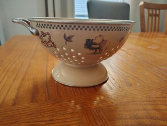 Vintage Winnie The Pooh Strainer 
