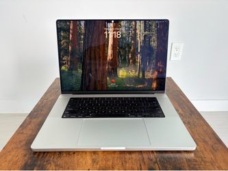 MacBook Pro 16” M3 Pro (Late 2023) – Like New