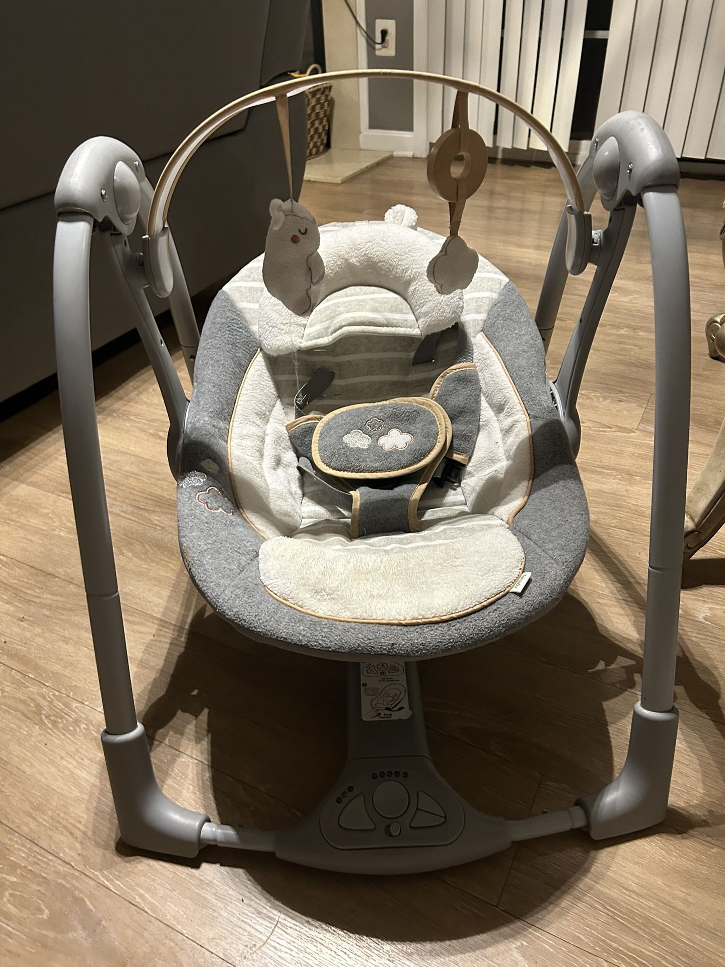 Ingenuity Boutique Collection Deluxe 5-Speed Portable Baby Swing with Battery-Saving Technology