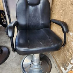 Barber chair