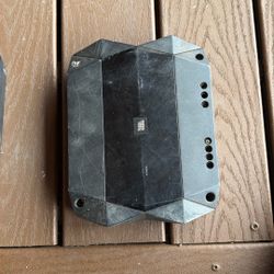 JBL MODEL CLUB-5501  AUTOMOTIVE AMPLIFIER 