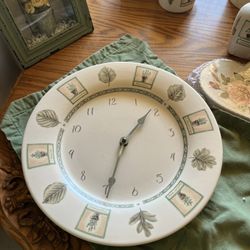 Pfaltzgraff China Wall Clock, Naturewood Pattern