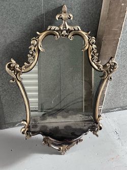 Wall mirror