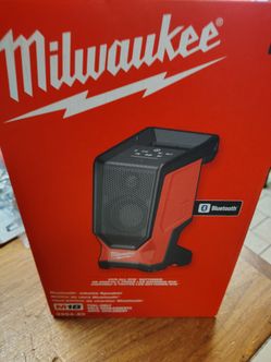 Milwaukee M18 Bluetooth Jobsite Speaker