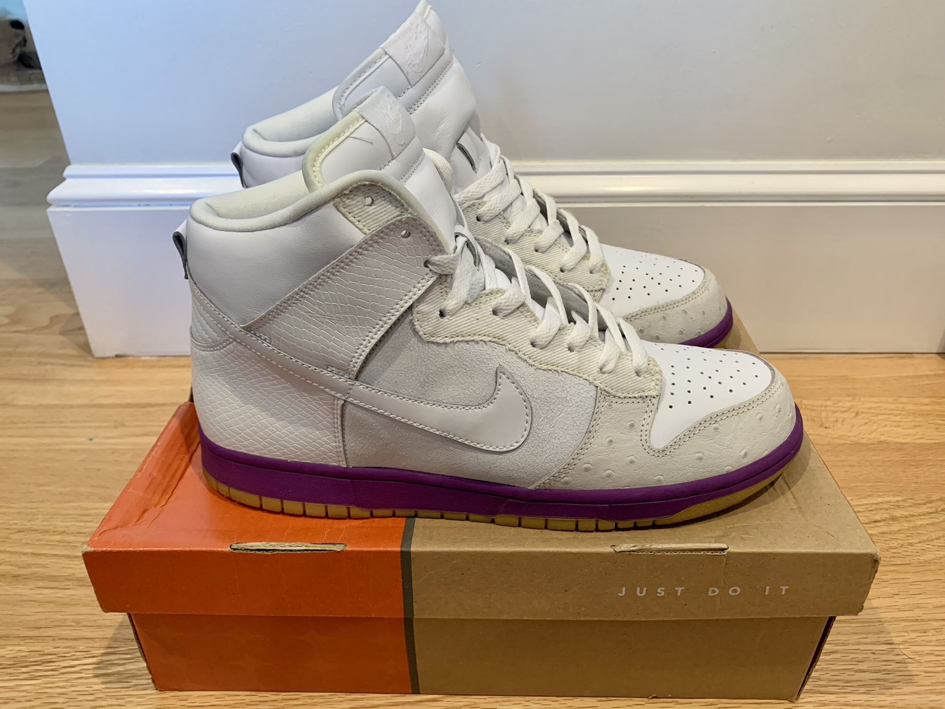 Nike Dunk High Deluxe “Mita” (2005) sz 10 - Main Image