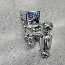 B&W (#TS20037C) NEW $350 Cash 2 1/2 Receivers Dual Ball