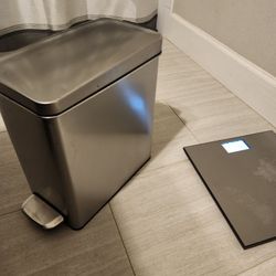 Small Stainless Steel Bathroom Trash Can Step Can And Bathroom Weight Scale