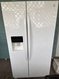 Refrigerator Kenmore