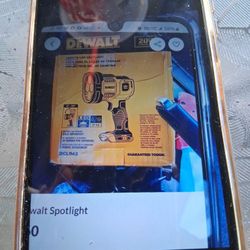 3 Dewalt 20V Lights