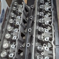 Ls9 Cylinder heads (Corvette ZR1)