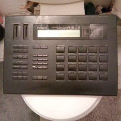 Human Rhythm Composer  R-8 MK2