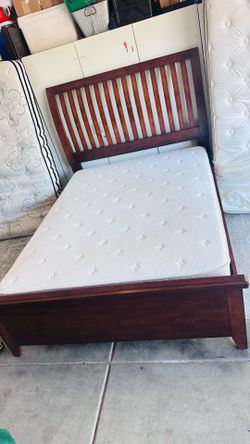 Full size Bed