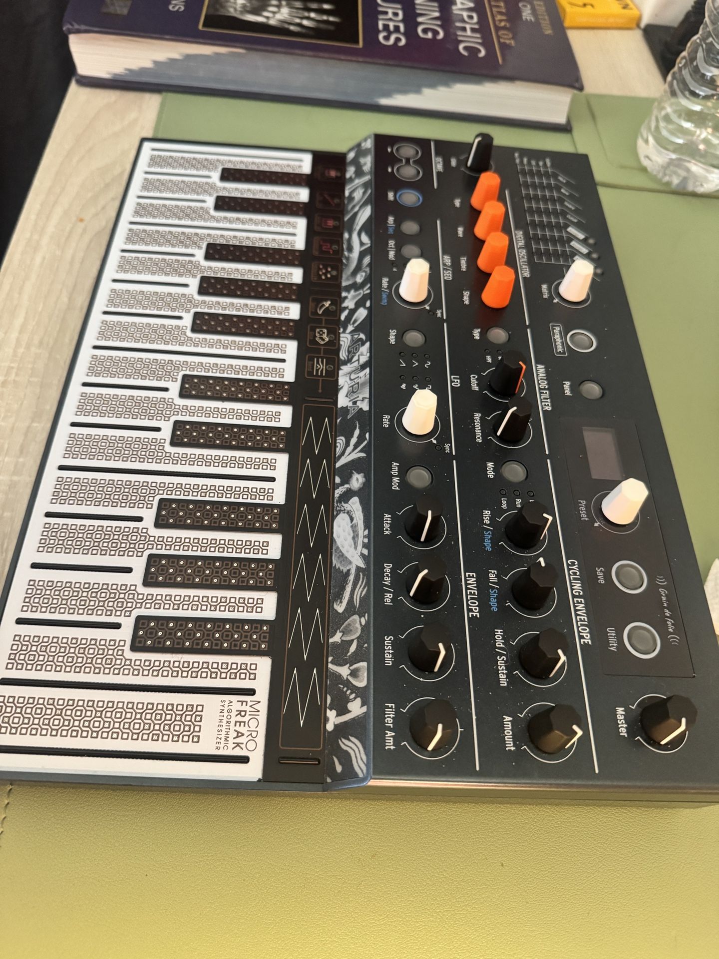 Arturia Microfreak Synth