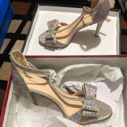 Shoes 81/2
