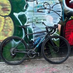 52cm Eyewater Carbon All Road Bicycle