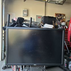 32” Dell Computer Gaming Screen