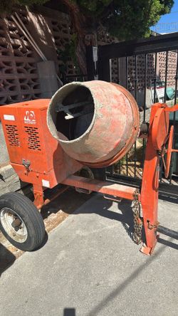 Cement mixer