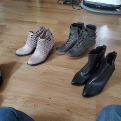 Women Ankle  Boots $ 9  Each