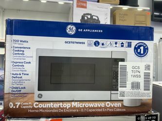 GE Appliances 0.7 Cu Ft Countertop Microwave