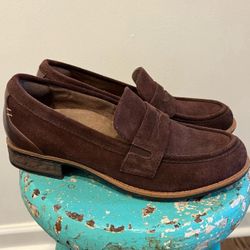 Size 8 Leather/suede Slip On Shoes