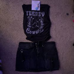 Short skirt, Cropped shirt Outfit