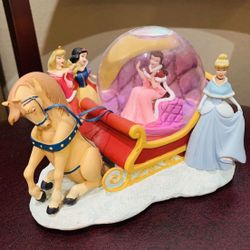 Disney Princess Cinderella Snow White Sleeping Beauty Aurora Belle Beauty And The Beast Snowglobe Water Globe