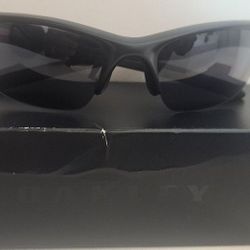 Oakleys Half JACKETS 2.0 MATTE BLACK / GREY