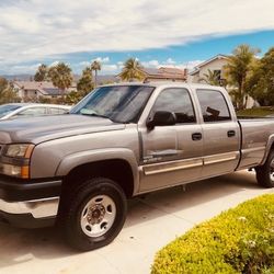 06 Chevy Duramax Diesel  4x4