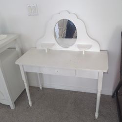 Small Vanity 